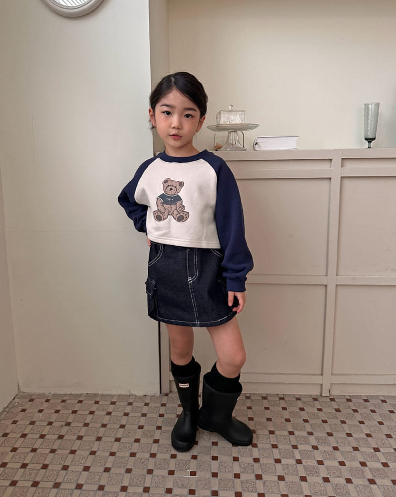 Comma - Korean Children Fashion - #toddlerclothing - Bear Crop Tee - 7