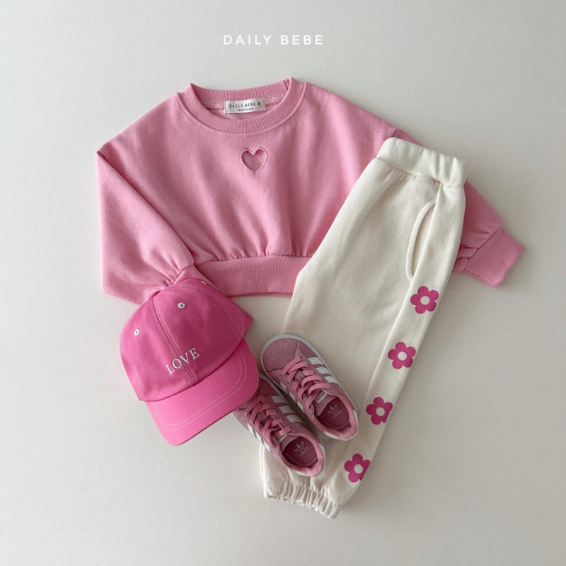 Daily Bebe - Korean Children Fashion - #stylishchildhood - Heart Punching Sweatshirt - 6
