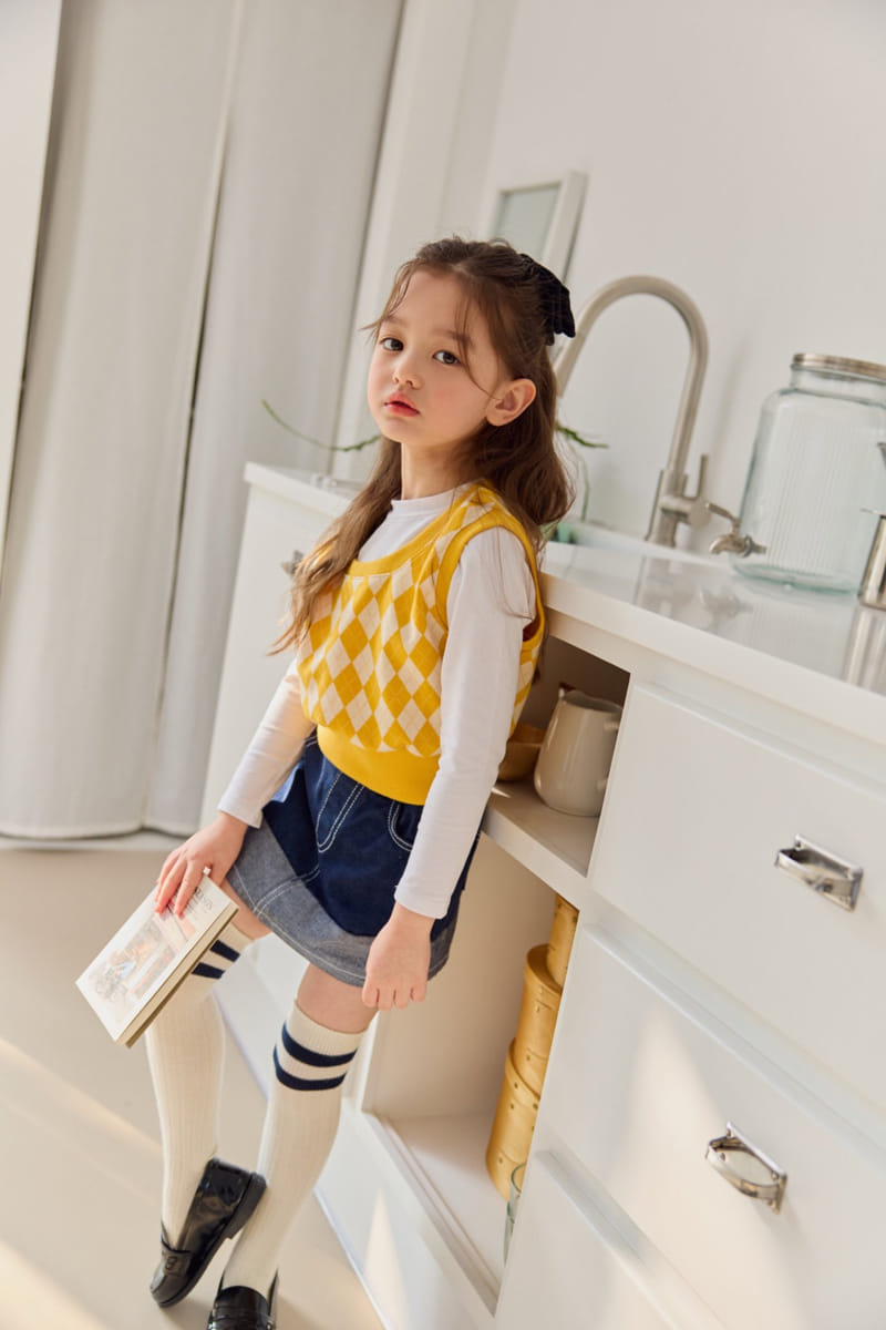 Dore Dore - Korean Children Fashion - #minifashionista - Petite Argyle Vest - 4