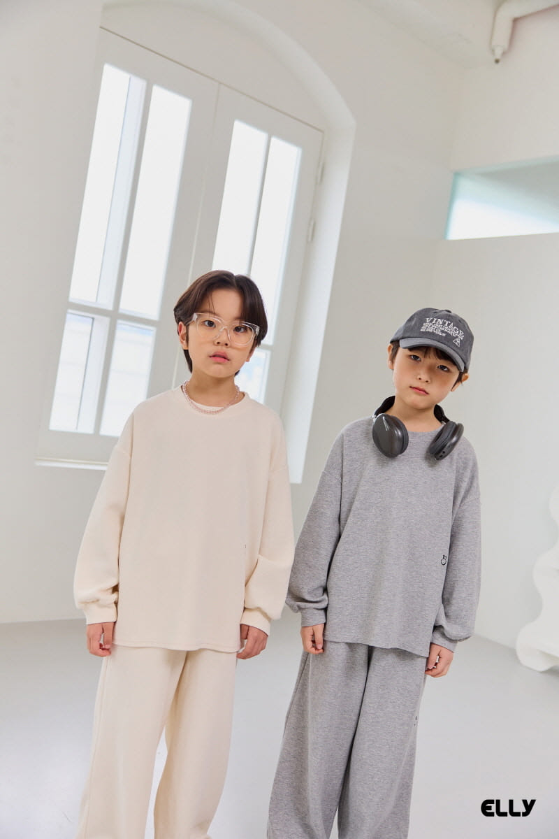 Ellymolly - Korean Children Fashion - #discoveringself - Initials Slit Tee - 10