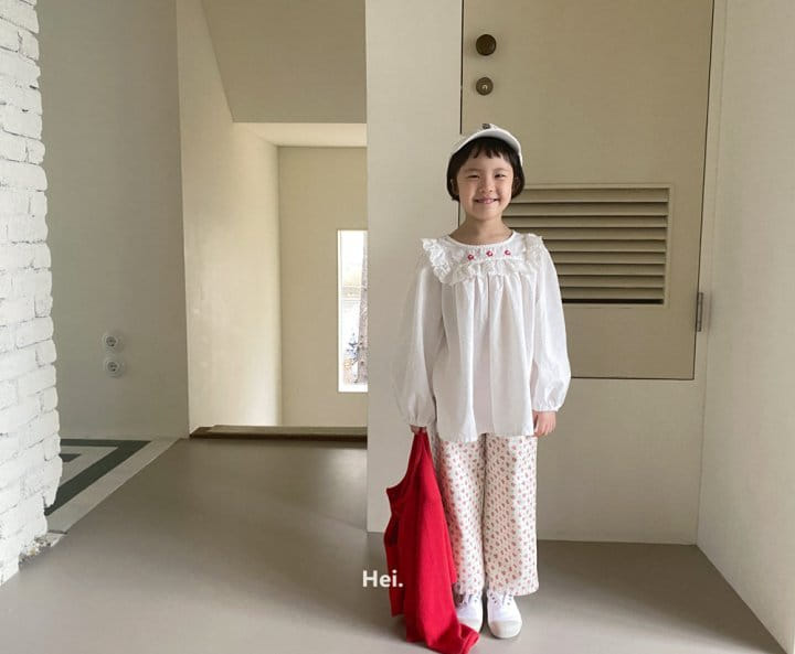 Hei - Korean Children Fashion - #prettylittlegirls - Flower Embroidery Blouse - 3
