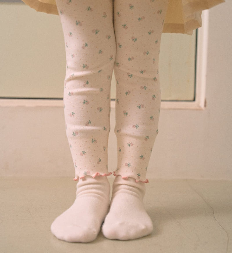 Here I Am - Korean Children Fashion - #kidsstore - Flower Leggings