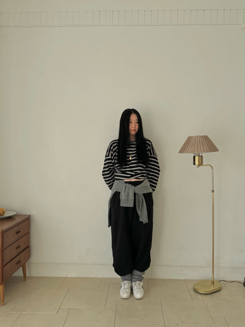 Jejeunosity - Korean Women Fashion - #momslook - Adult Maest Long Tee - 2