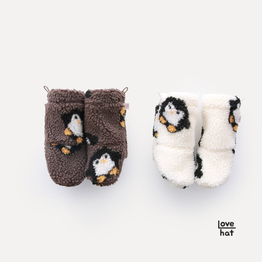 Love Hat - Korean Baby Fashion - #babyboutique - Bebe Penguin Foot Warmer