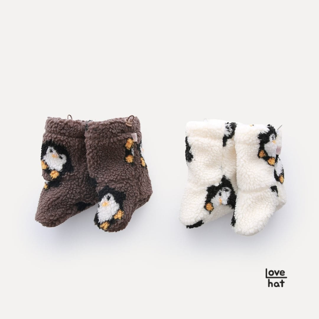 Love Hat - Korean Baby Fashion - #babyboutiqueclothing - Bebe Penguin Foot Warmer - 2