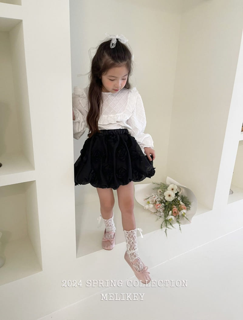 Melikey - Korean Children Fashion - #toddlerclothing - Rose Pumpkin Skirt - 2