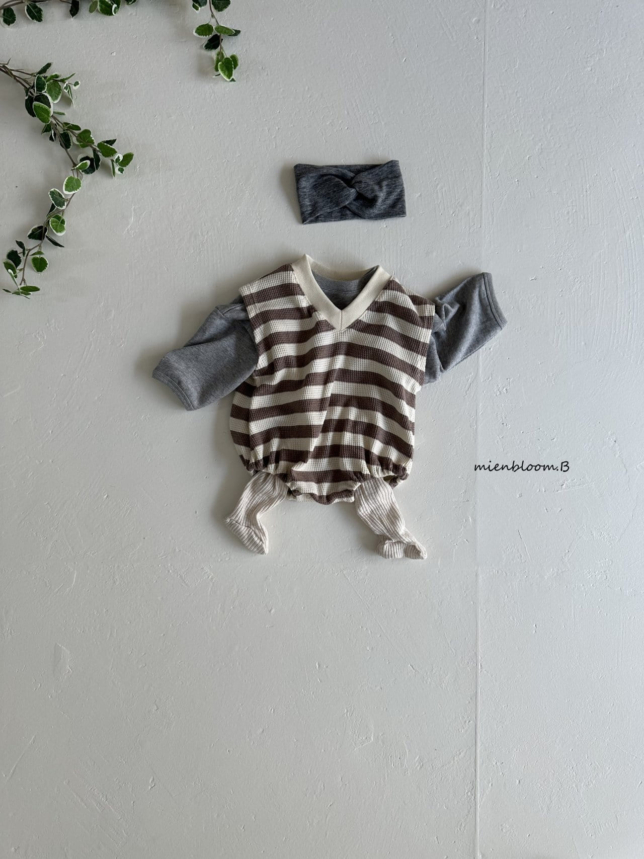 Mienbloom B - Korean Baby Fashion - #babyootd - Bebe Waffle Vest Body Suit - 7