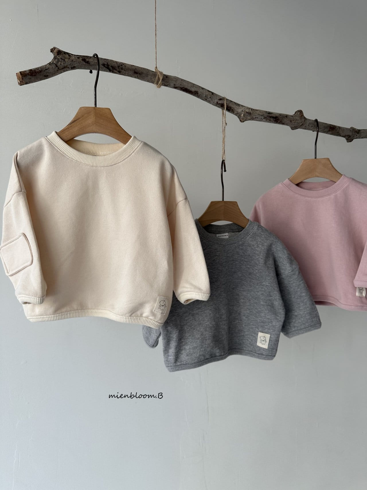 Mienbloom B - Korean Baby Fashion - #smilingbaby - Bebe Square Bbang Sweatshirt