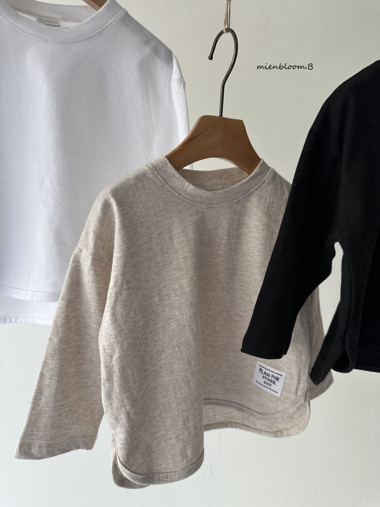 Mienbloom B - Korean Children Fashion - #fashionkids - Round  Label Tee - 6