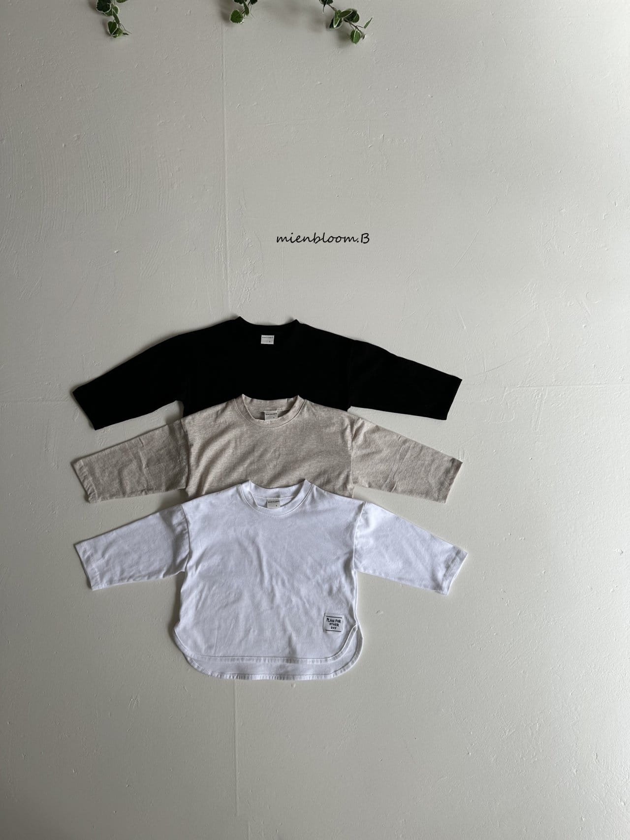 Mienbloom B - Korean Children Fashion - #stylishchildhood - Round  Label Tee