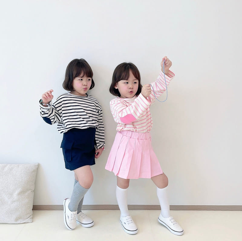 Million Dollar Baby - Korean Children Fashion - #magicofchildhood - ST Bbang Tee - 11