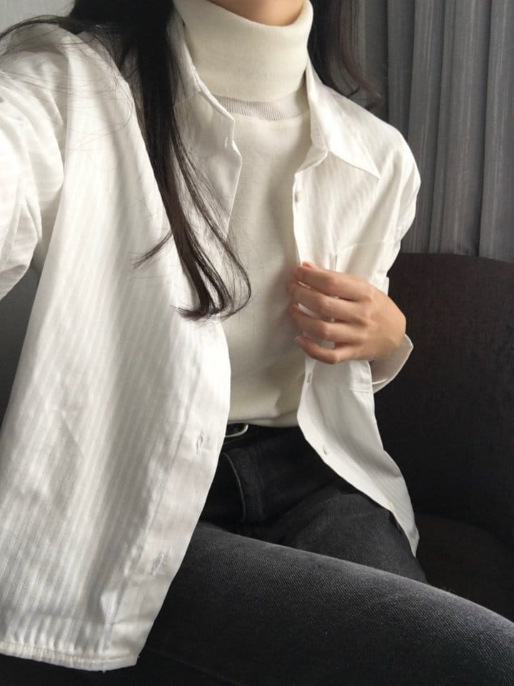 Moani - Korean Women Fashion - #momslook - French Stripe Crop Shirt - 6