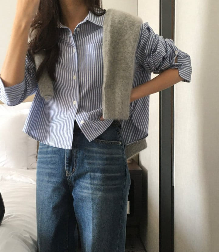Moani - Korean Women Fashion - #womensfashion - French Stripe Crop Shirt