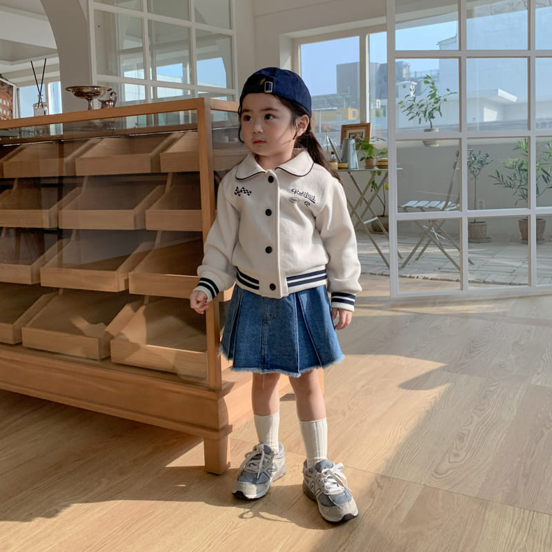 Momo Ann - Korean Children Fashion - #kidsstore - Cutting Denim Skirt - 3