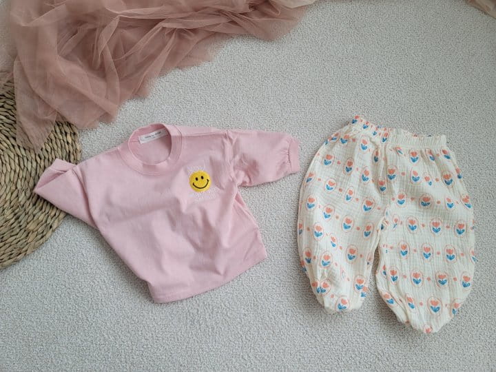 Moran - Korean Children Fashion - #kidsshorts - You Smile Tee - 8