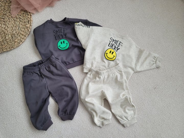 Moran - Korean Children Fashion - #todddlerfashion - Hi Smile Top Bottom Set