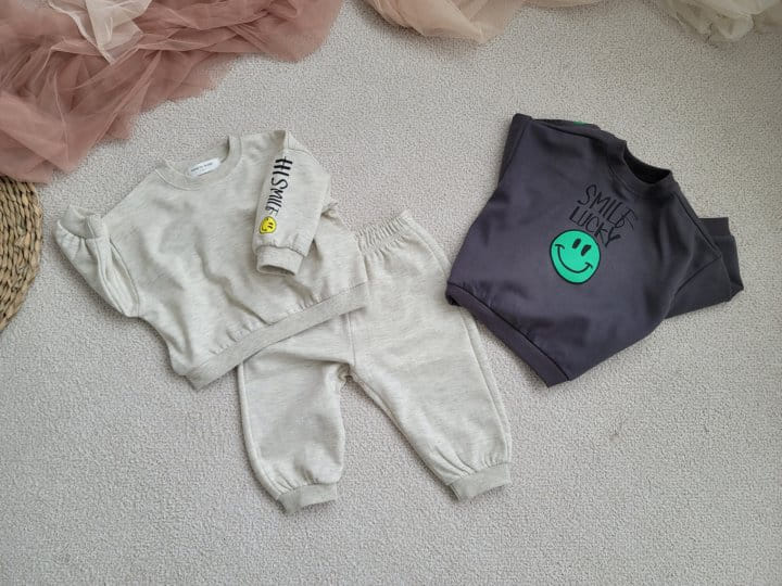 Moran - Korean Children Fashion - #toddlerclothing - Hi Smile Top Bottom Set - 2
