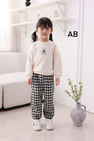Muy Bien - Korean Children Fashion - #prettylittlegirls - Check Bear Sweatshirt - 4
