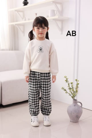 Muy Bien - Korean Children Fashion - #minifashionista - Check Bear Sweatshirt - 2