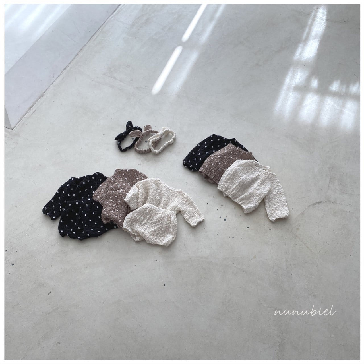 Nunubiel - Korean Baby Fashion - #babyboutique - Bebe Dot Blouse Bloomers Set
