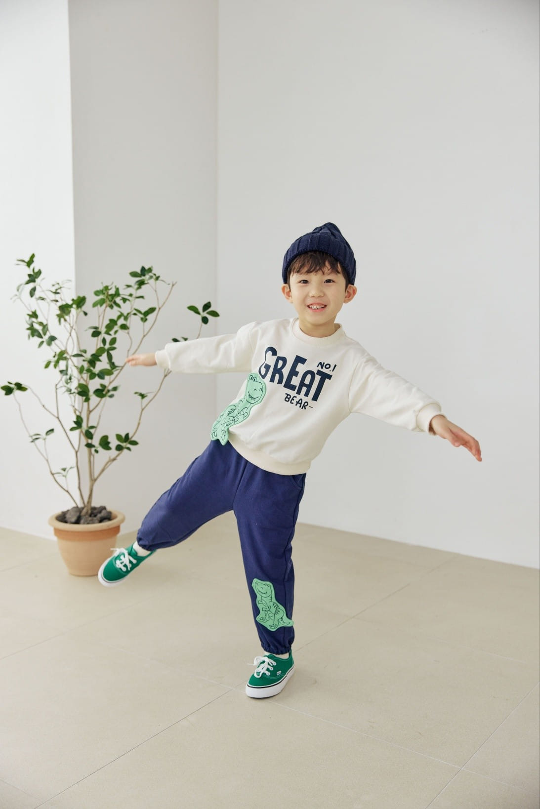 Orange Mom - Korean Children Fashion - #childofig - Patch Dinosaur Sweatshirt - 3