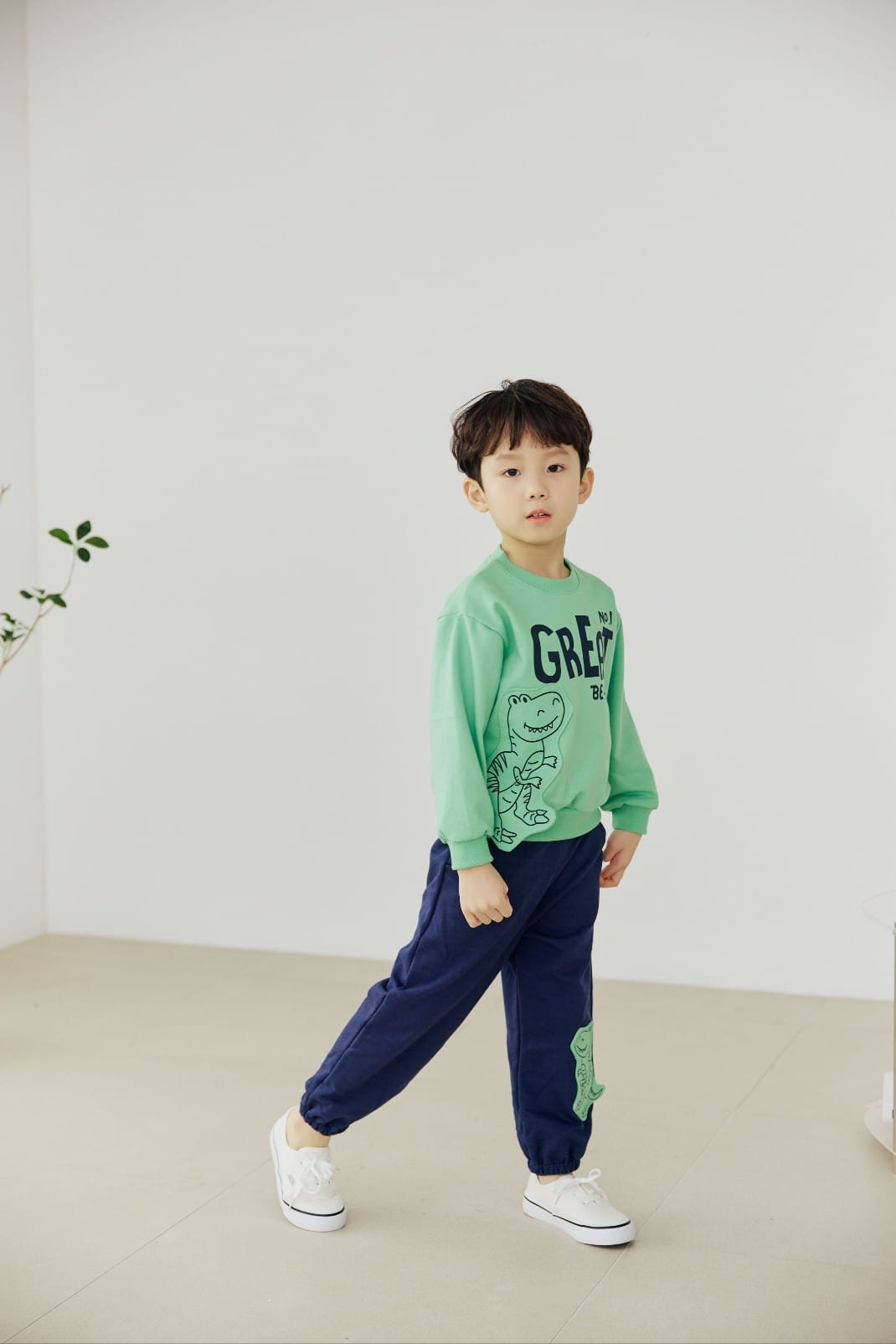 Orange Mom - Korean Children Fashion - #childrensboutique - Patch Dinosaur Sweatshirt - 5