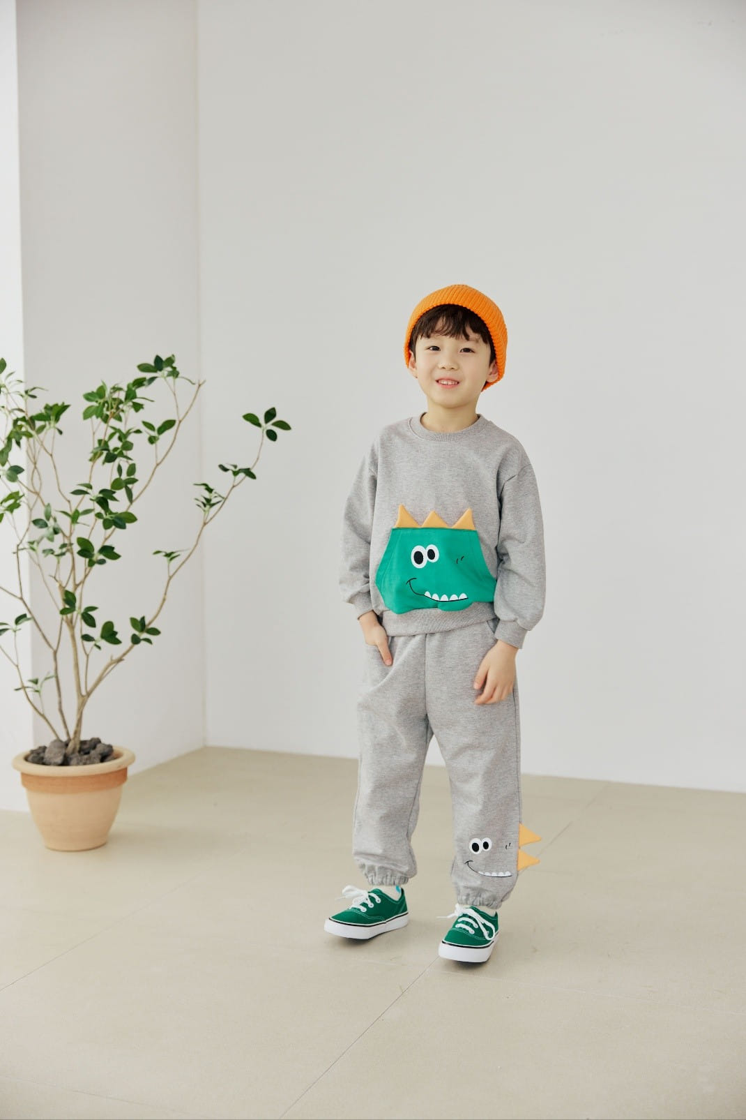 Orange Mom - Korean Children Fashion - #magicofchildhood - Bbul Dinosaur Pocket Sweatshirt - 2