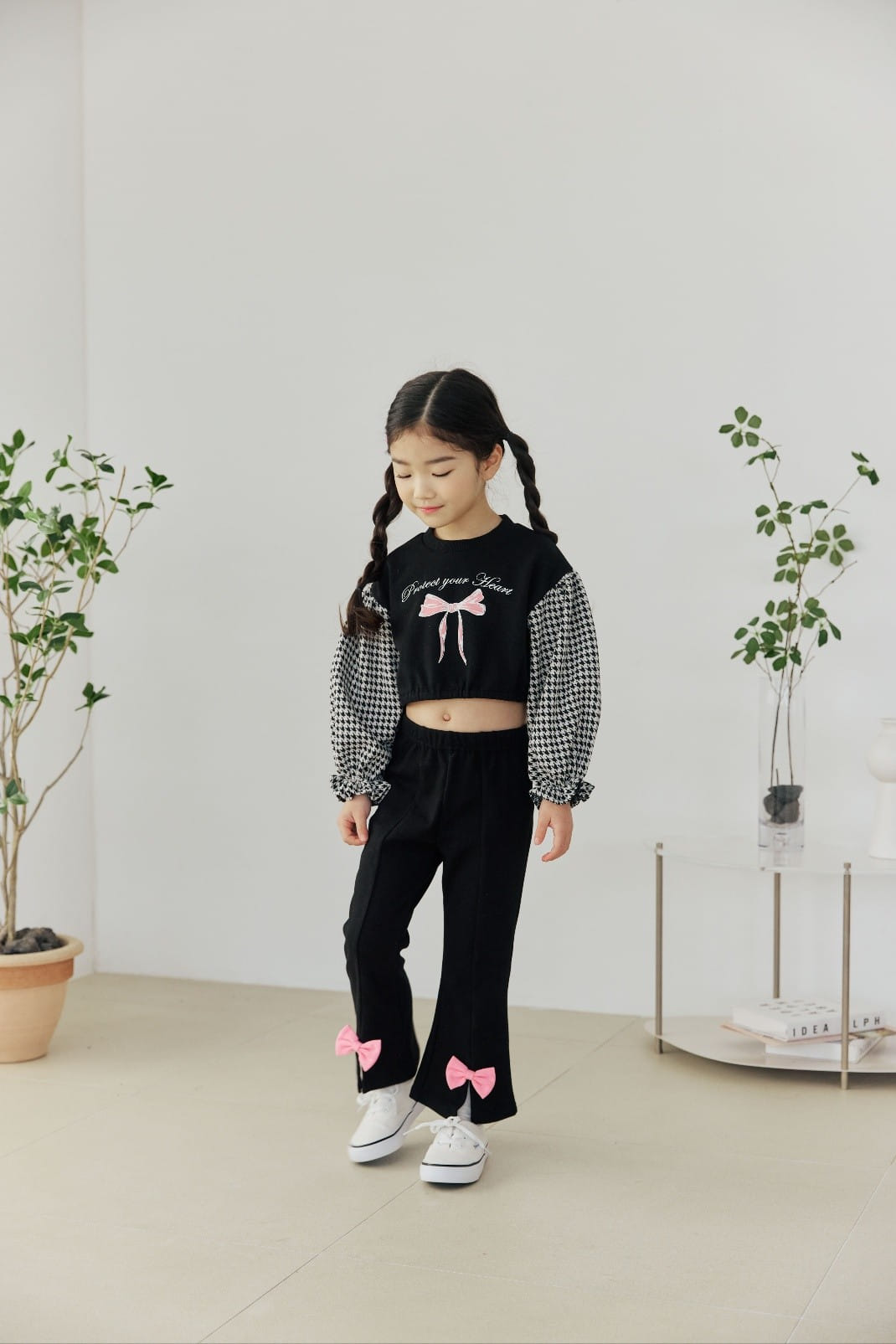 Orange Mom - Korean Children Fashion - #stylishchildhood - Ribbon Flares Pants - 2