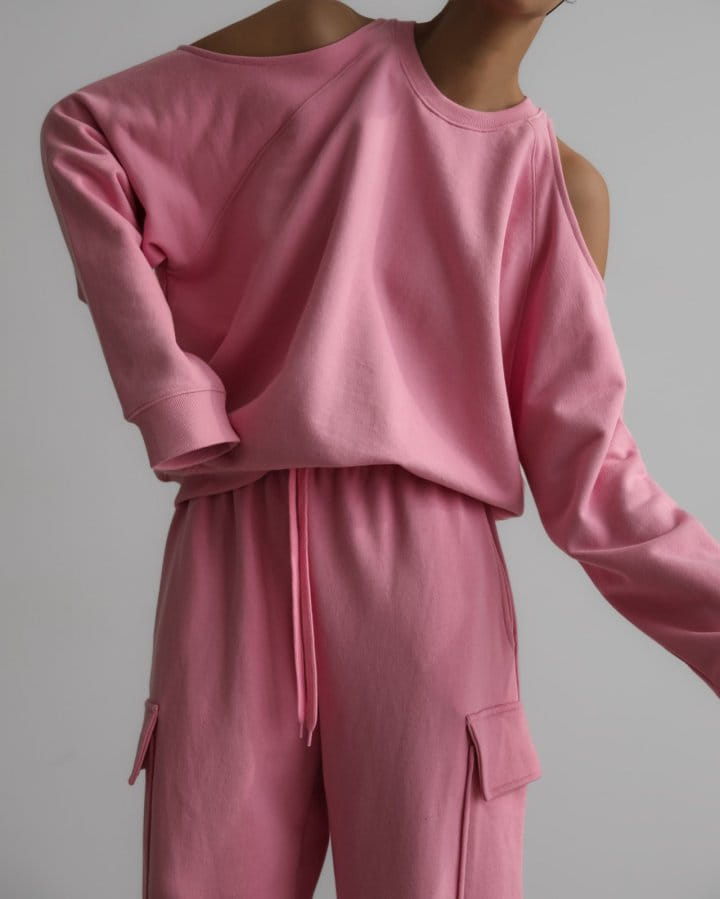 Paper Moon - Korean Women Fashion - #momslook -  Shoulder Split Detail Sweatshirt 