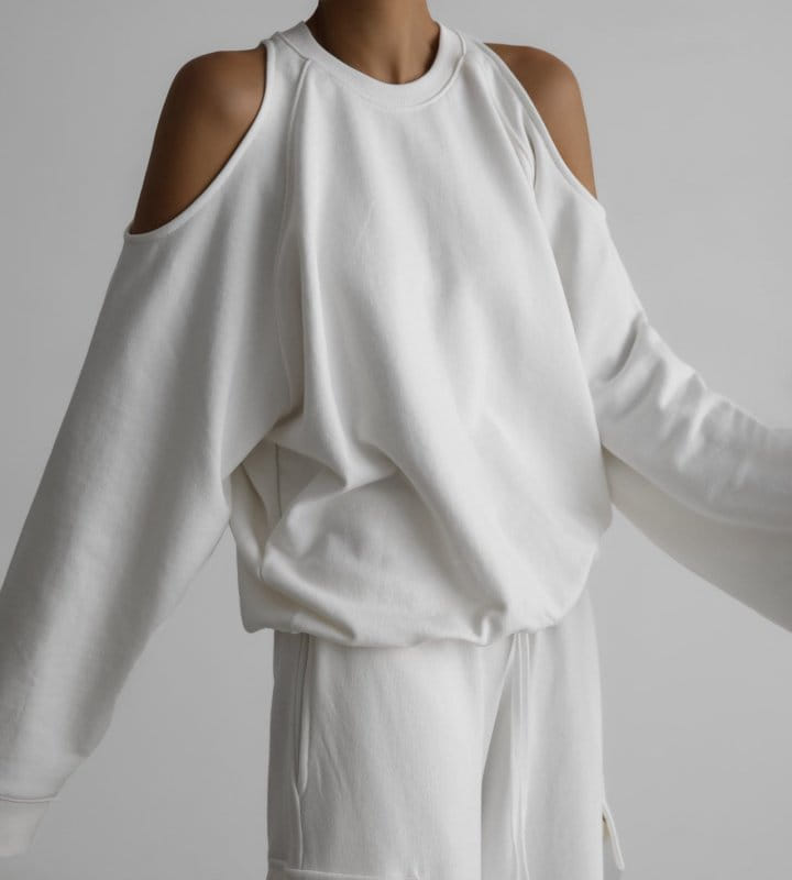 Paper Moon - Korean Women Fashion - #momslook -  Shoulder Split Detail Sweatshirt  - 3