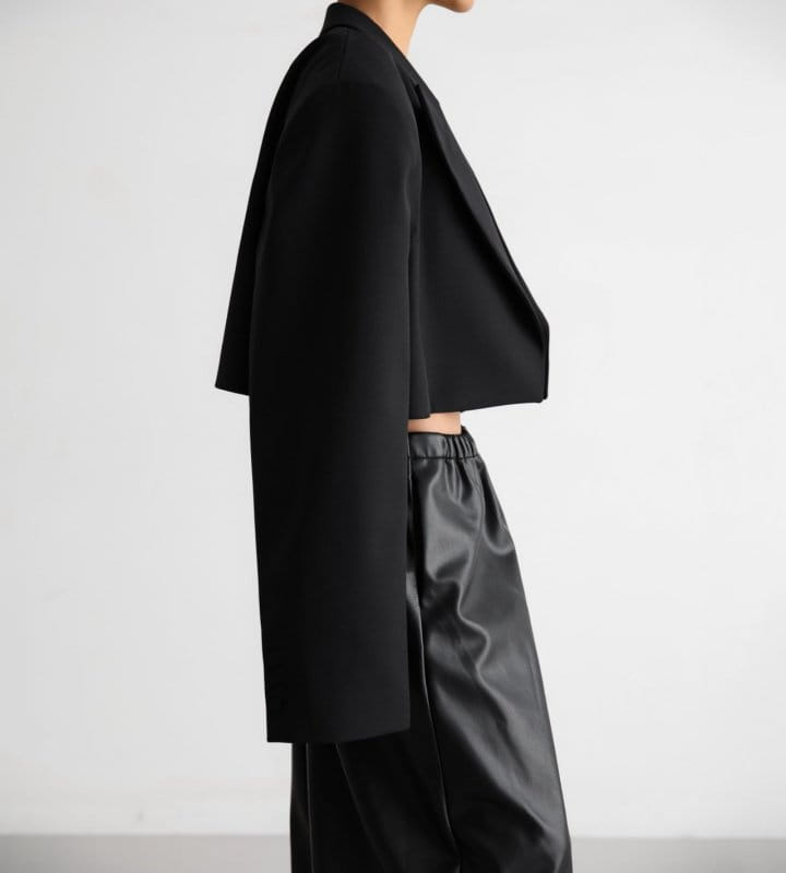 Paper Moon - Korean Women Fashion - #momslook -  Wool Peaked Lapel Buttonless Cropped Blazer  - 2