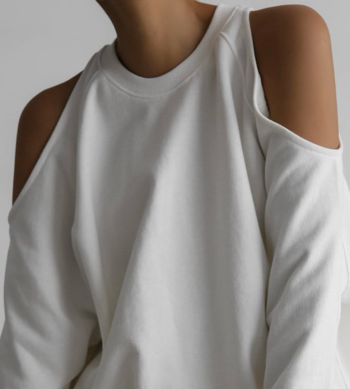 Paper Moon - Korean Women Fashion - #momslook -  Shoulder Split Detail Sweatshirt  - 4