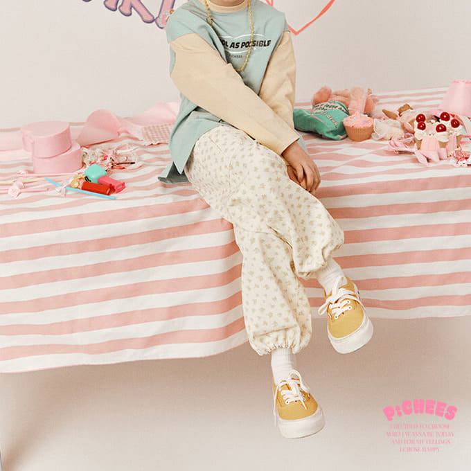 Peach-Cream - Korean Children Fashion - #fashionkids - Floral Cargo Pants
