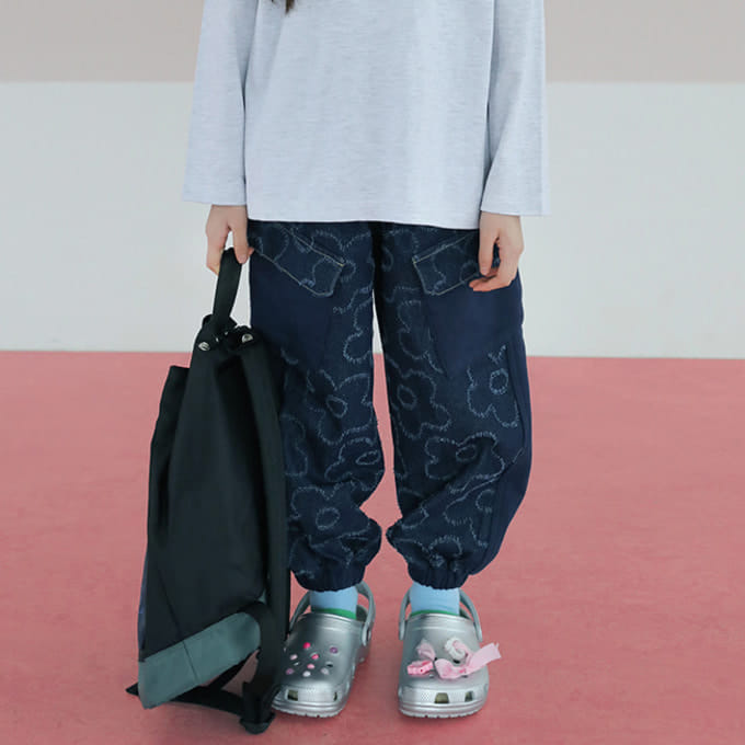 Peach-Cream - Korean Children Fashion - #prettylittlegirls - Flower Denim Color Jogger Pants