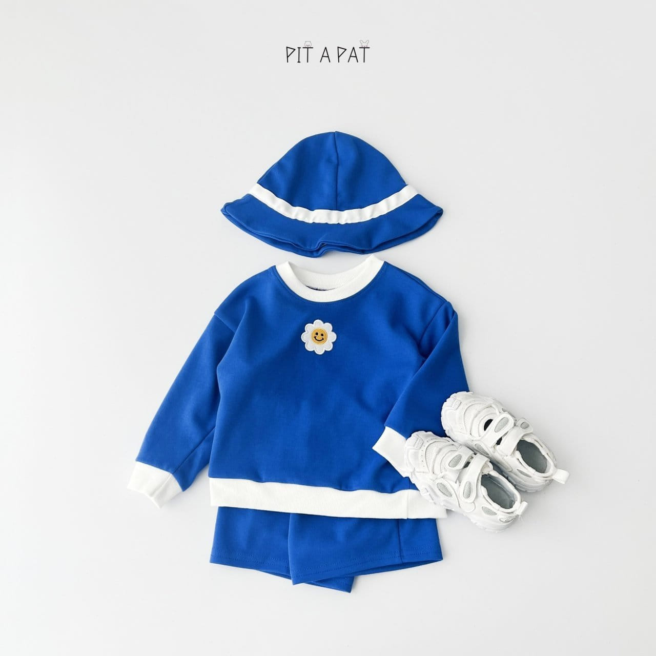 Pitapat - Korean Children Fashion - #fashionkids - Flower Class Kindergarten Top Bottom Set