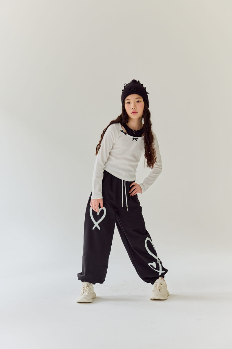 Rilla - Korean Children Fashion - #kidzfashiontrend - Heart Jogger Pants - 9