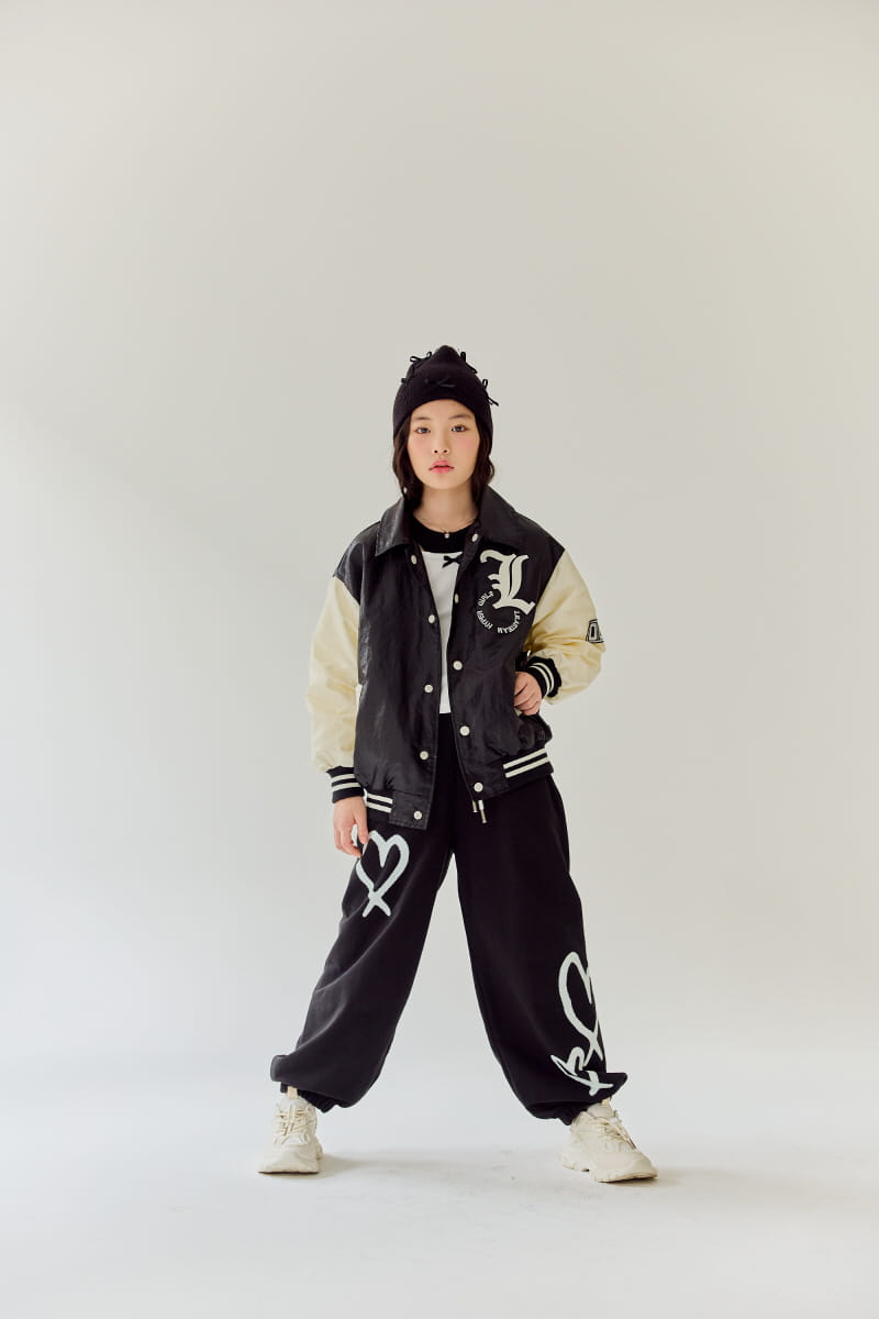 Rilla - Korean Children Fashion - #littlefashionista - Heart Jogger Pants - 11
