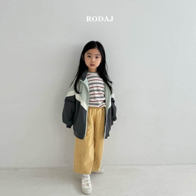Roda J - Korean Children Fashion - #kidsshorts - Philly ST Tee - 11