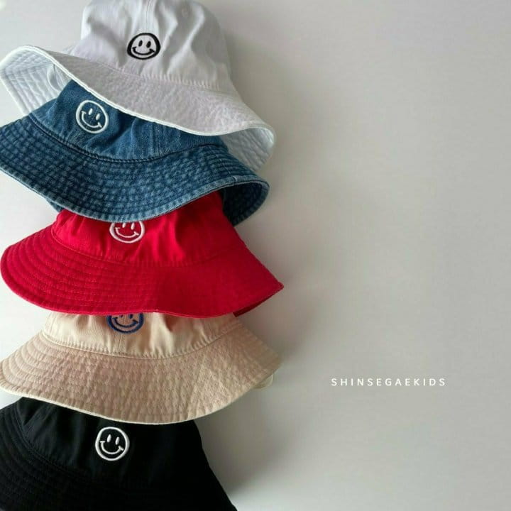 Shinseage Kids - Korean Children Fashion - #kidzfashiontrend - Smile String Bucket Hat - 7