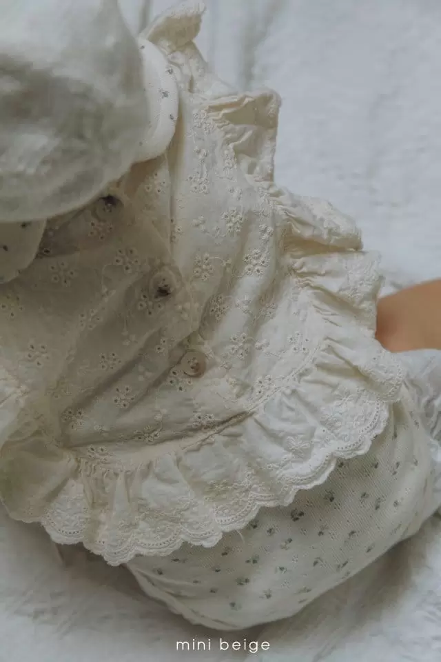 The Beige - Korean Baby Fashion - #onlinebabyboutique - 24 Lace Cape - 5