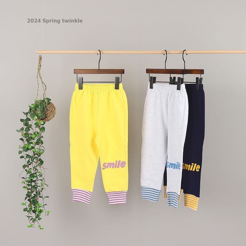 Twinkle - Korean Children Fashion - #prettylittlegirls - St Smile Jogger Pants - 2