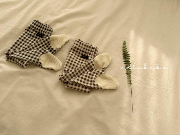 Valu Bebe - Korean Baby Fashion - #babyoninstagram - Check Foot Leggings