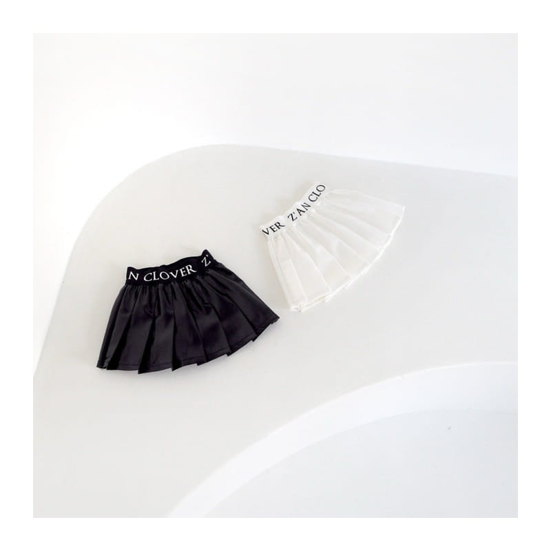 Zan Clover - Korean Children Fashion - #prettylittlegirls - Glossy Pleats Skirt