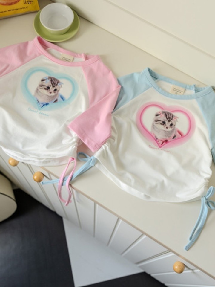 Mew Raglan Tee