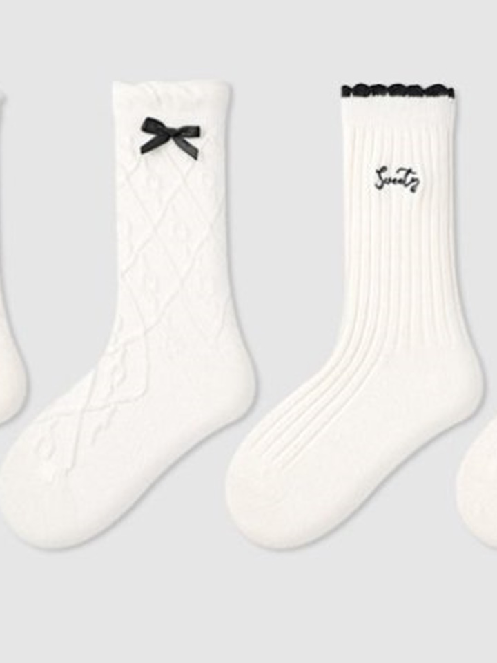 645 Sweet Ribbon Socks