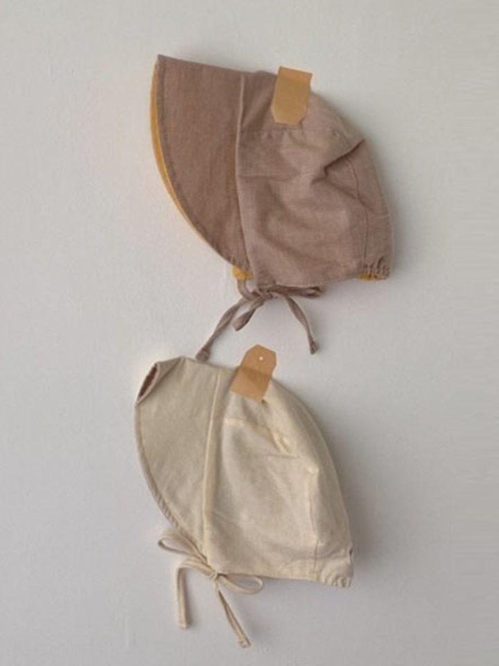 Mono Bonnet Hat