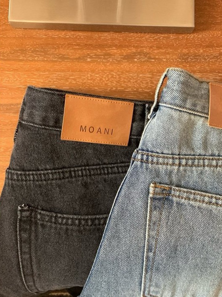 Semi Pleared Denim Pants Semi Pleared Denim Pants