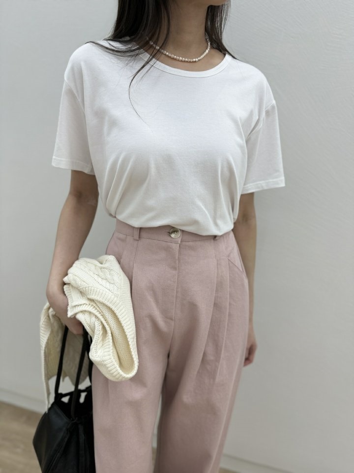 U Neck Tee U Neck Tee