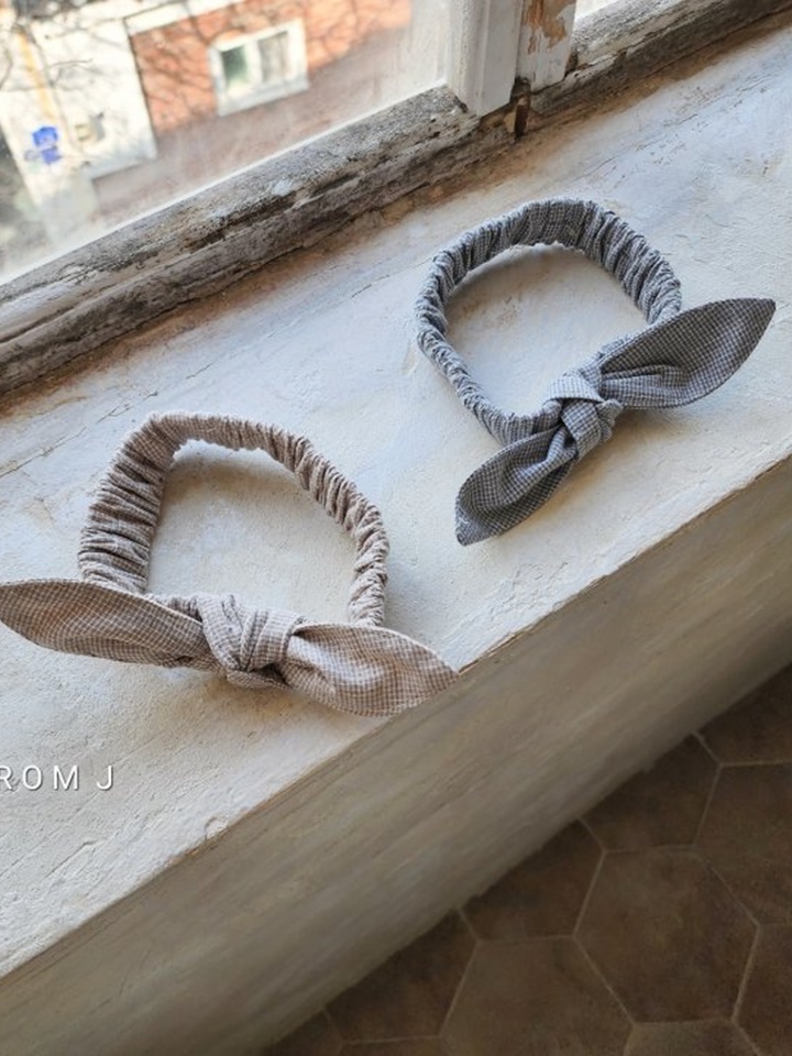 Small Check Ribbon Band