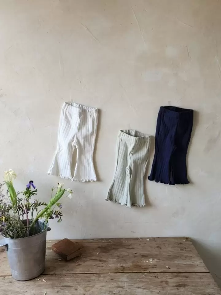 Eyelet Wide Leggings